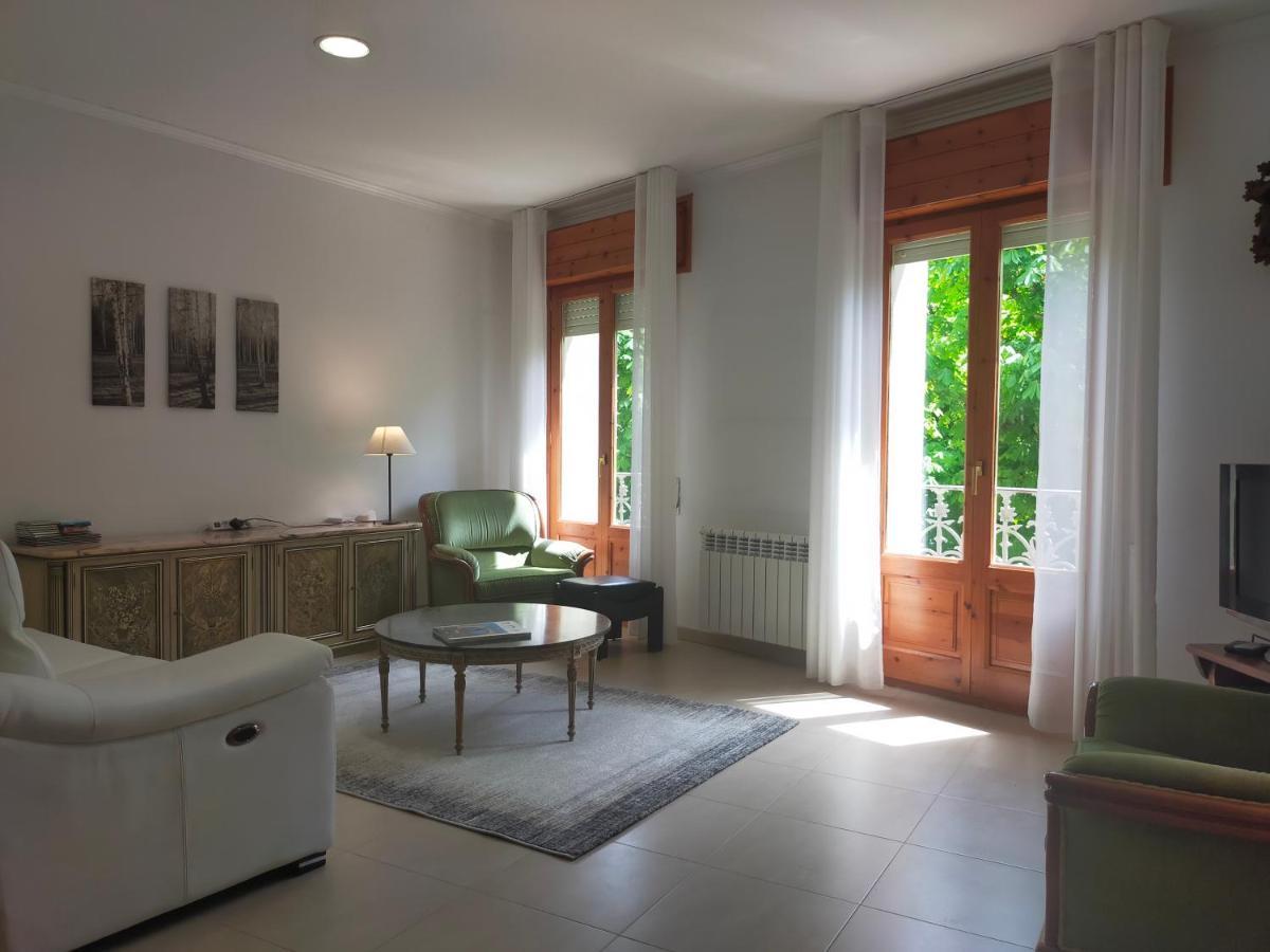 Planas Soleado, Amplio Con Vistas Y Parking * Sant Joan de les Abadesses